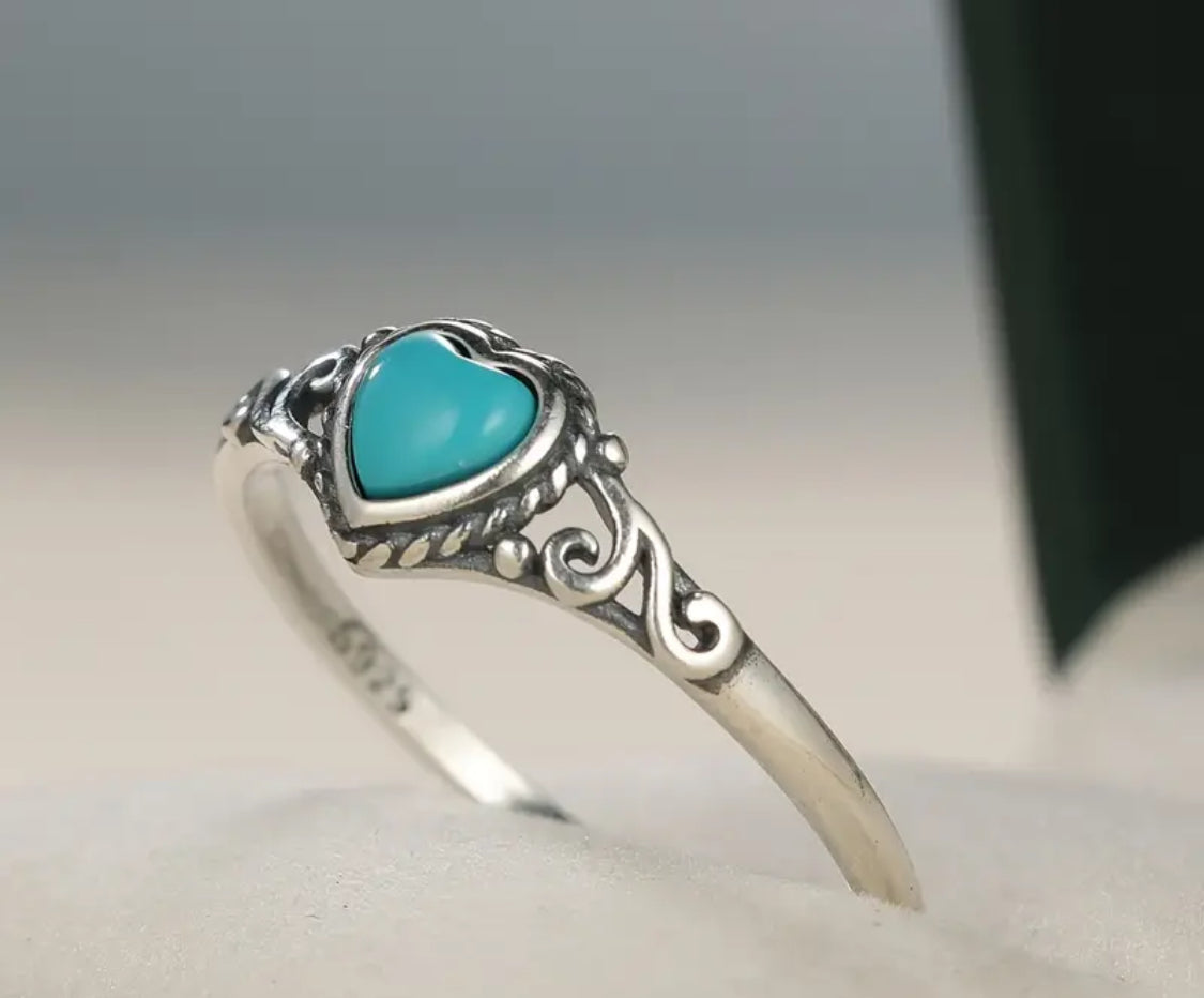 Turquoise Gemstone Heart 925 Sterling Silver Ring