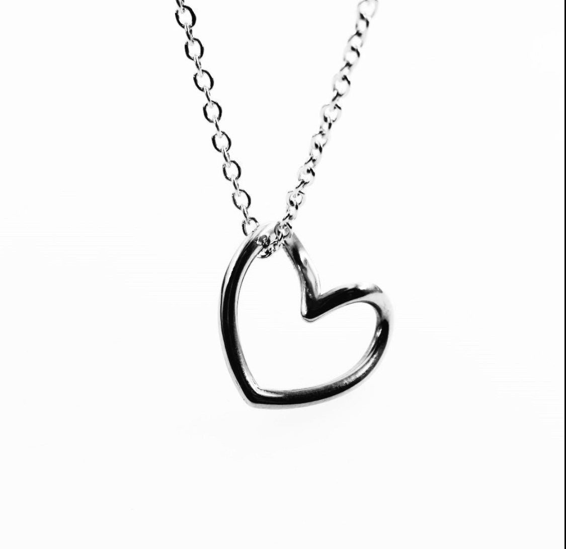 Beautiful Stainless Steel Twisted Heart Pendant Necklace